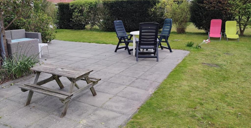 Vakantiehuis Hollum Ameland Dichtbij Strand En Met Ruime Tuin - Ameland39 Nl Exterior foto